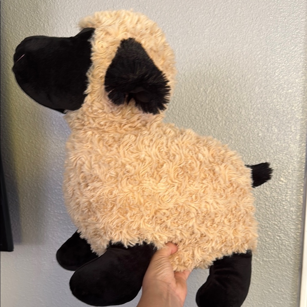 Sheep plush toy
